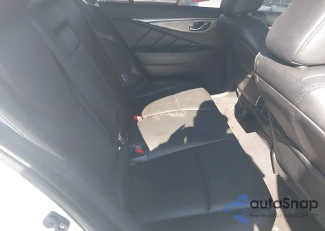 2015 Infiniti Q50 Premium z USA, uszkodzony, nr VIN JN1BV7AP7FM333153